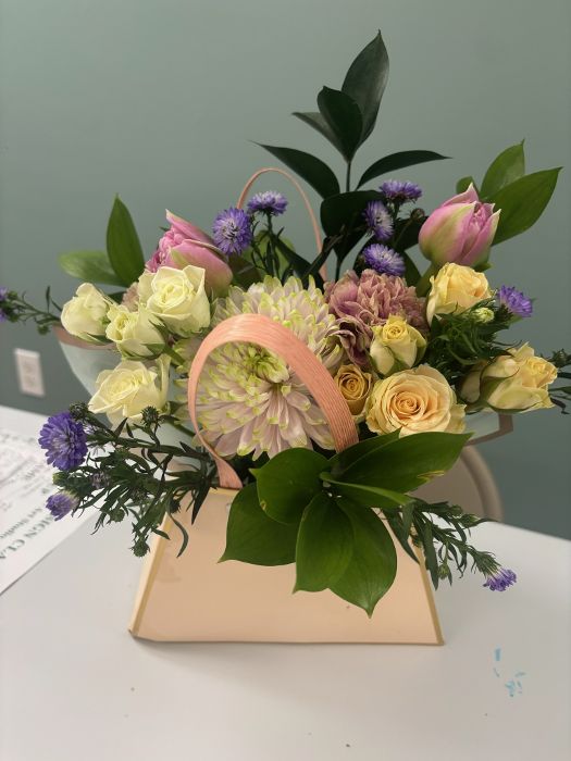 "Mommy and Me" Mother’s Day Flower Arranging Class